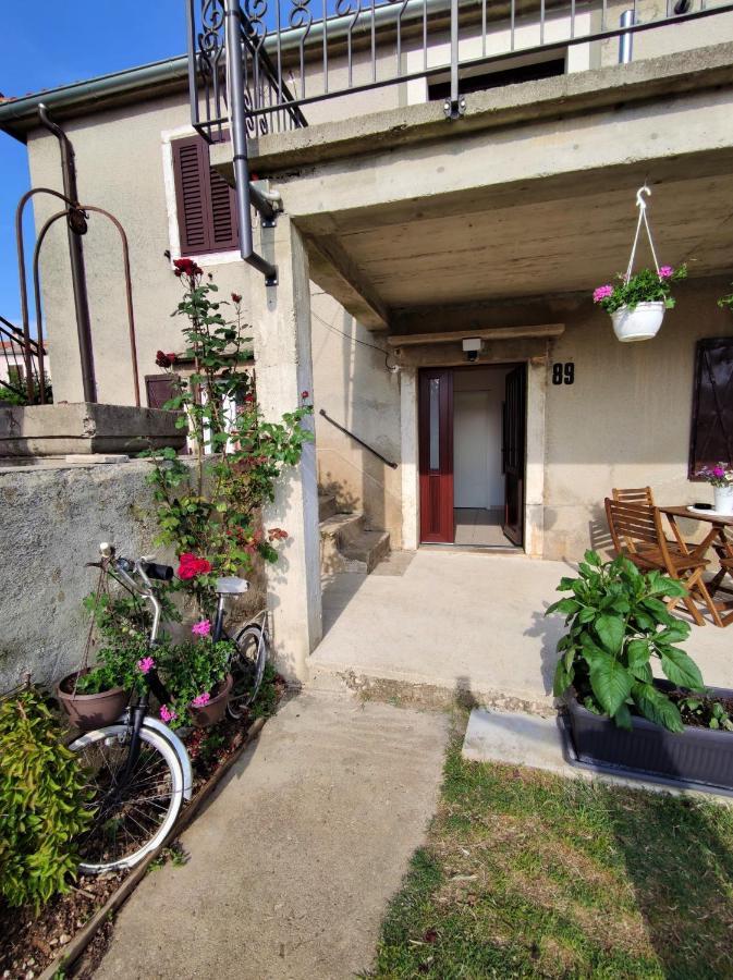 Apartman Josip Garica Zewnętrze zdjęcie