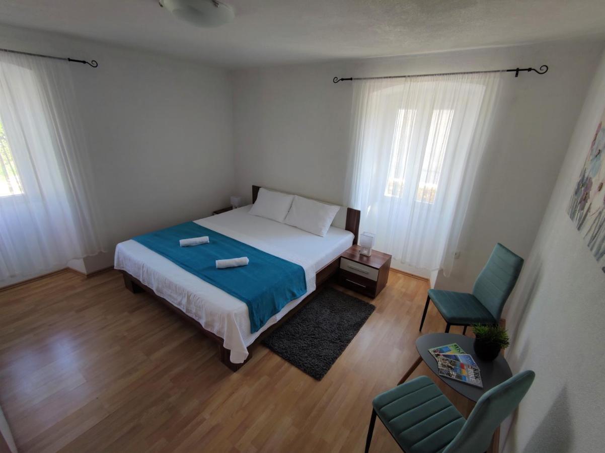 Apartman Josip Garica Zewnętrze zdjęcie