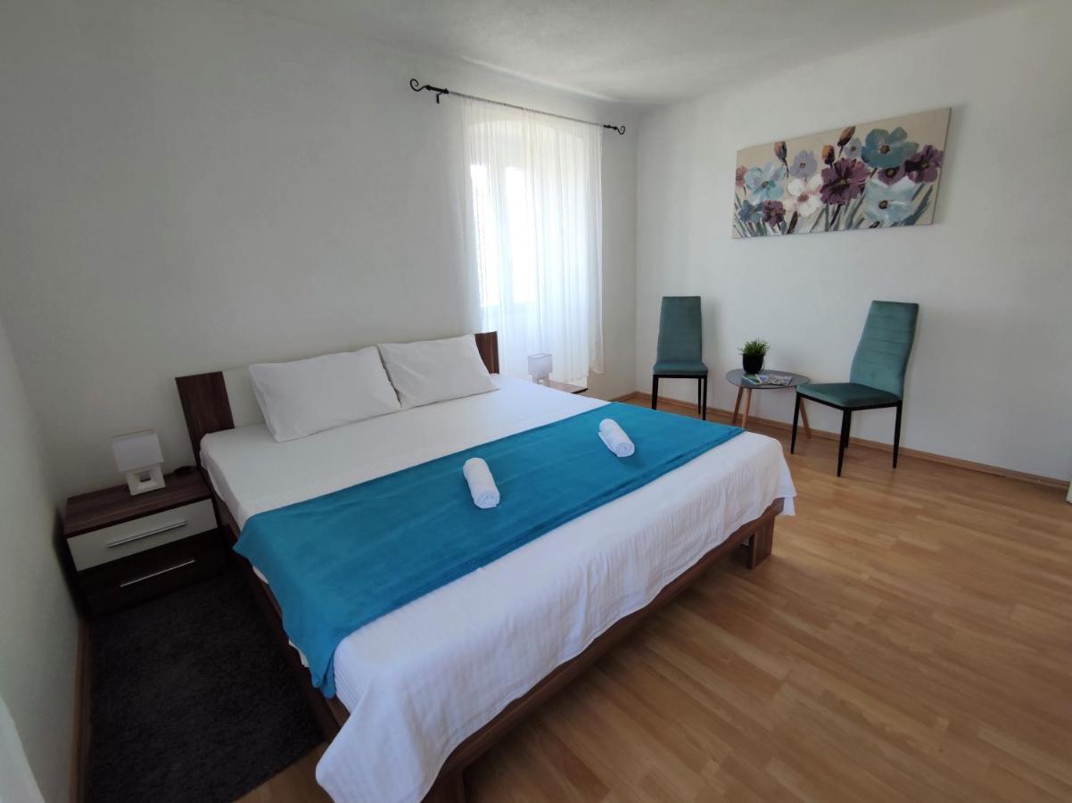 Apartman Josip Garica Zewnętrze zdjęcie